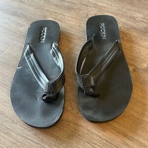 Rockin Black Sandals